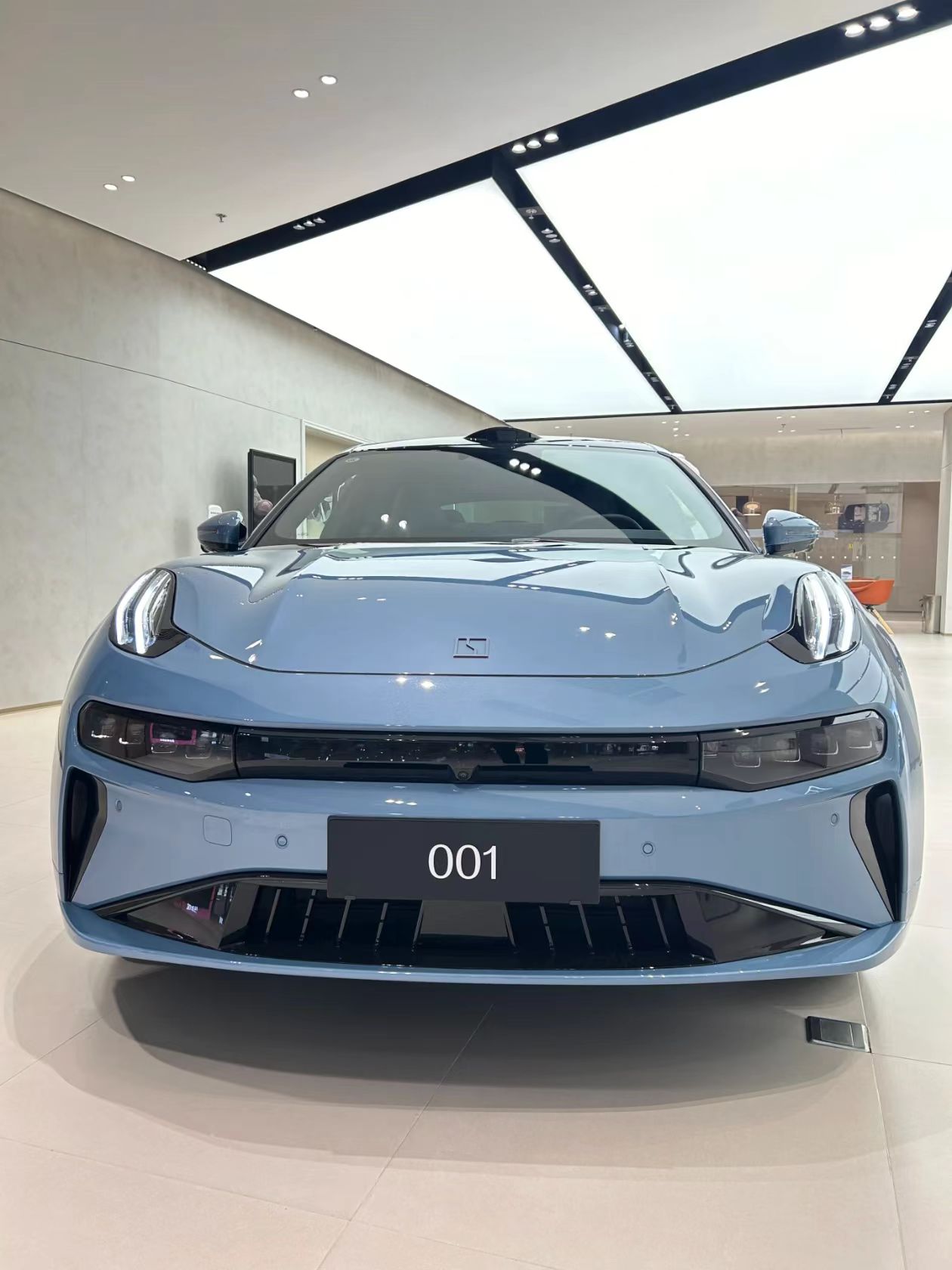 2025款极氪001深度解析：全能猎装的电动哲学